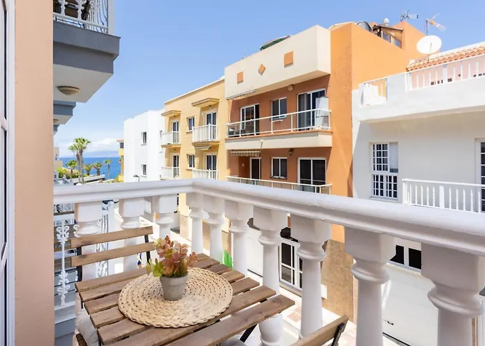 With Seaview And Parking Апартаменты