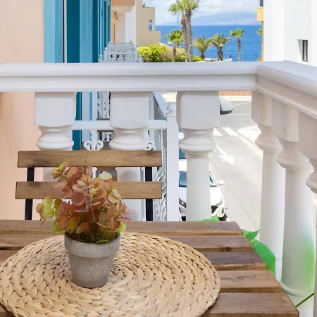 With Seaview And Parking Appartement Playa de San Juan (Tenerife)